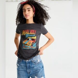 M Aeropostale Graphic Tee